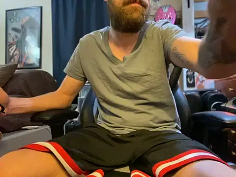 Snapshot of slutty_guy12 chatting on 22, 3, 2025 slutty guy12 online show from 22, 3, 2025