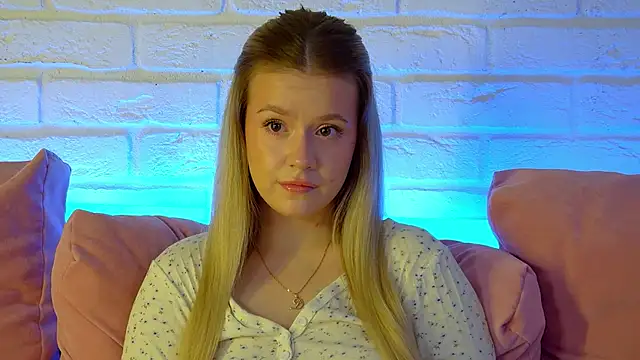 MilanaBalmain online show from 24, 4, 2026