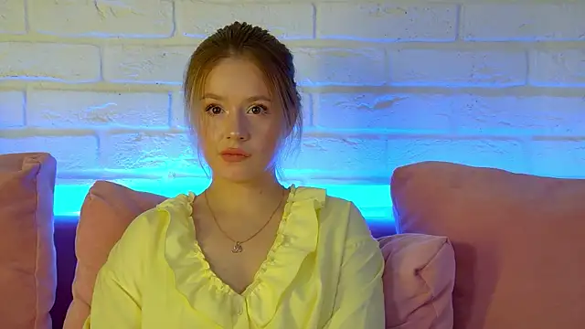 MilanaBalmain online show from 26, 4, 2026