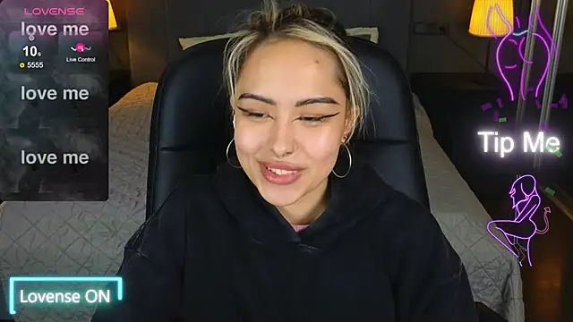 baby  kim online show from 10, 10, 2025