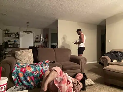 Snapshot of megstarzxxx chatting on 9, 1, 2025 megstarzxxx online show from 9, 1, 2025