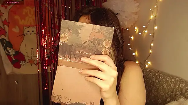 cherrybom969 online show from 2, 12, 2024