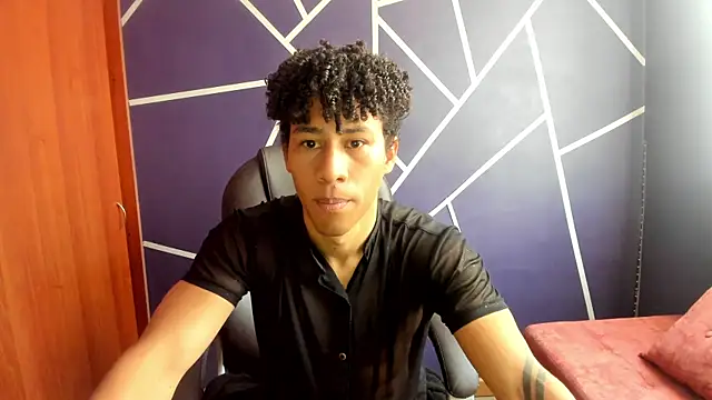 Pendragon1224 online show from 11, 1, 2025