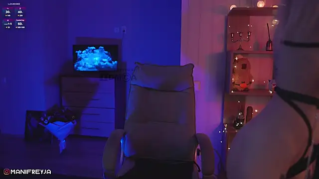 ManiFreyja online show from 2, 2, 2025