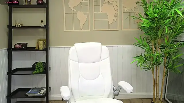 LadyLeea online show from 25, 1, 2025