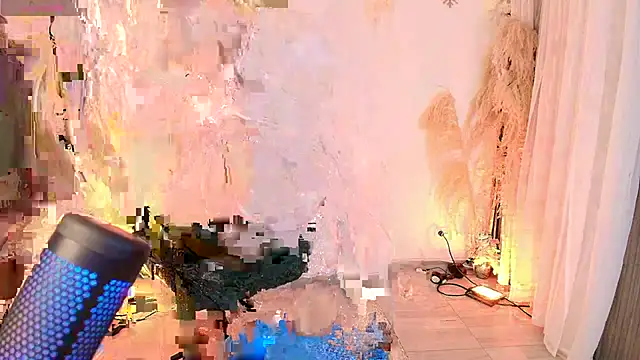 Snapshot of Ladydream1 chatting on 2, 12, 2025 Ladydream1 online show from 2, 12, 2025