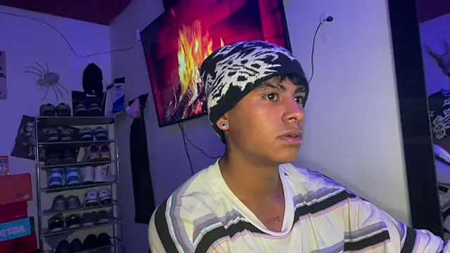  Billowy  online show from 19, 12, 2025