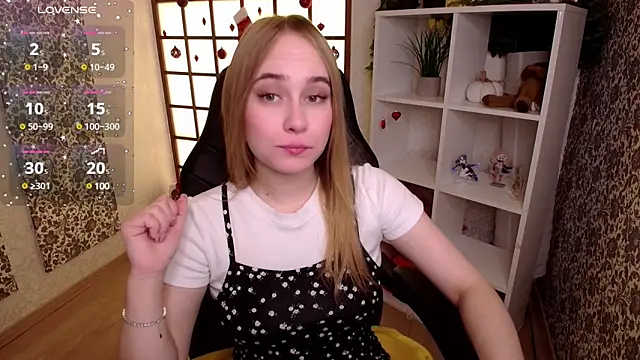 LianaBright online show from 30, 1, 2025