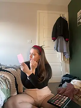 Krystal Tx online show from 1, 3, 2025