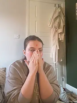 Krystal Tx online show from 7, 3, 2025