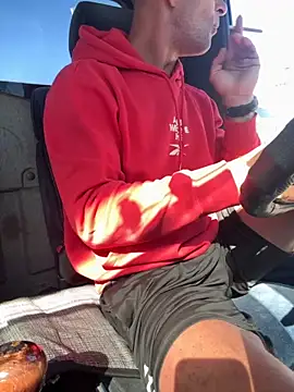 Snapshot of AlexGWoW chatting on 10, 9, 2025 AlexGWoW online show from 10, 9, 2025