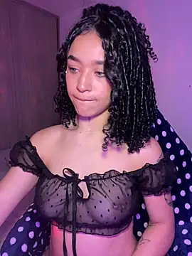 Snapshot of Crystal_Dluna chatting on 16, 9, 2025 Crystal Dluna online show from 16, 9, 2025