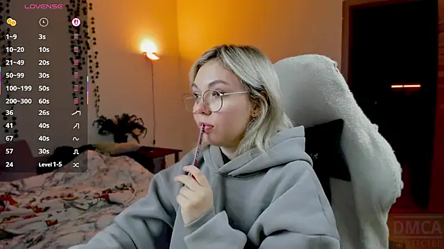 whoa-hoa-hoa-hoa-hoa online show from 18, 10, 2025