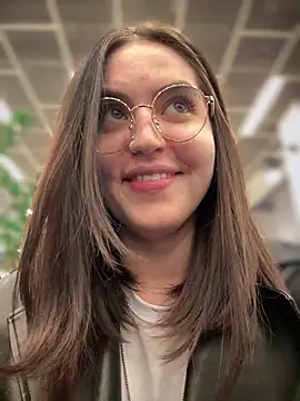 meow girl online show from 8, 10, 2025