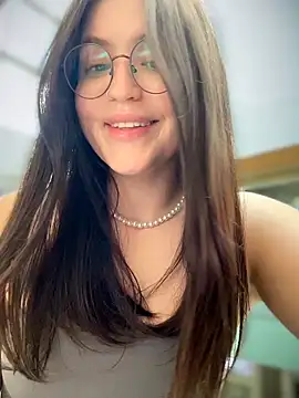 Snapshot of meow_girl chatting on 5, 6, 2026 meow girl online show from 5, 6, 2026