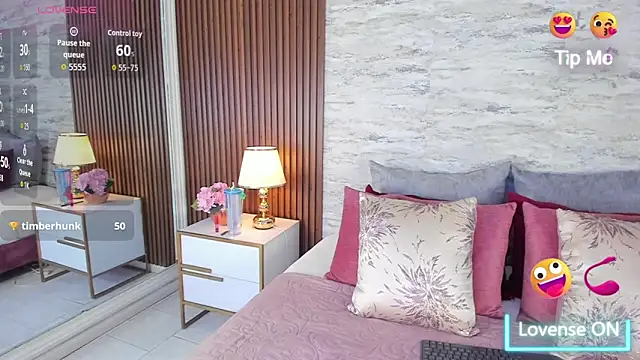 MadisonHunter2024 online show from 22, 4, 2026