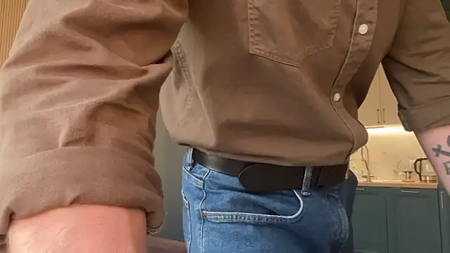 cute mark online show from 27, 4, 2026