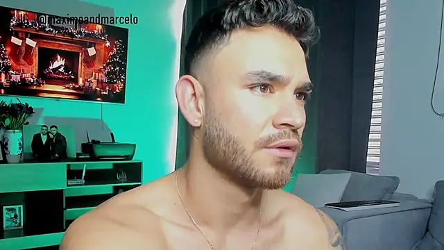 Maximo Marcelo online show from 22, 12, 2024