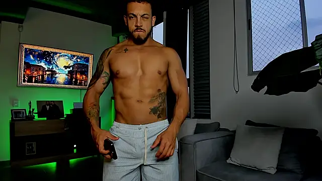 Maximo Marcelo online show from 6, 2, 2025