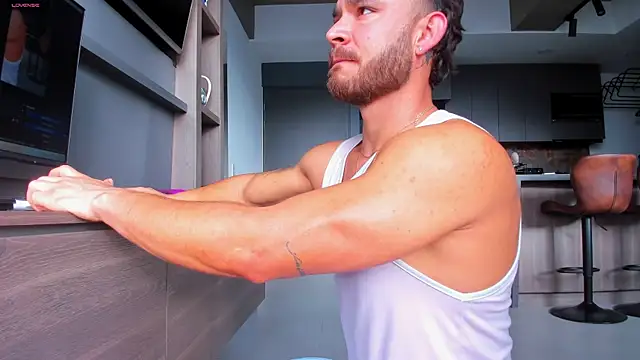 Maximo Marcelo online show from 10, 11, 2025