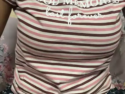  FluffyHxney  online show from 4, 12, 2024