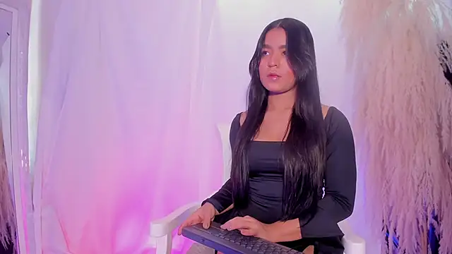 HayamiKioto online show from 4, 10, 2025