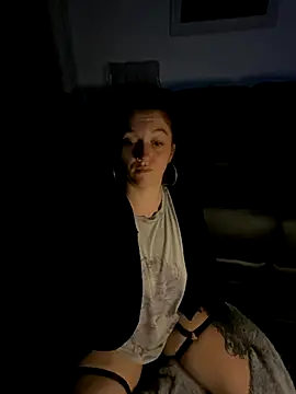 Snapshot of Stoner_BarbieXX chatting on 22, 11, 2025 Stoner BarbieXX online show from 22, 11, 2025