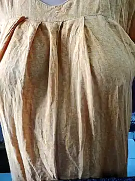 milf-kaira online show from 3, 1, 2025