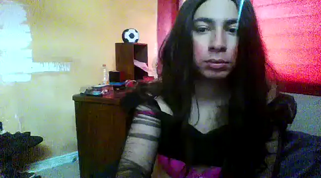 Snapshot of Yasmin_Paez99 chatting on 12, 1, 2025 Yasmin Paez99 online show from 12, 1, 2025
