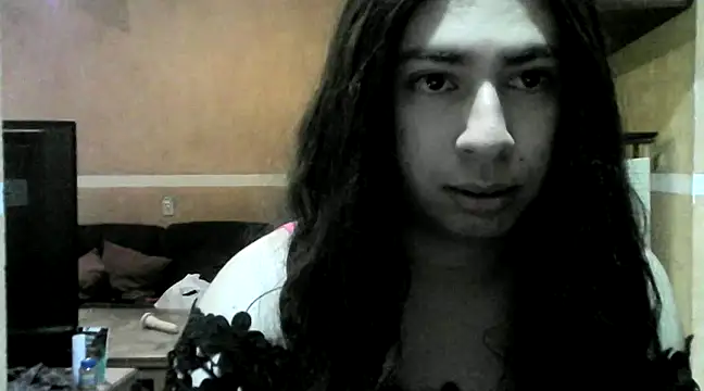 Snapshot of Yasmin_Paez99 chatting on 2, 3, 2025 Yasmin Paez99 online show from 2, 3, 2025