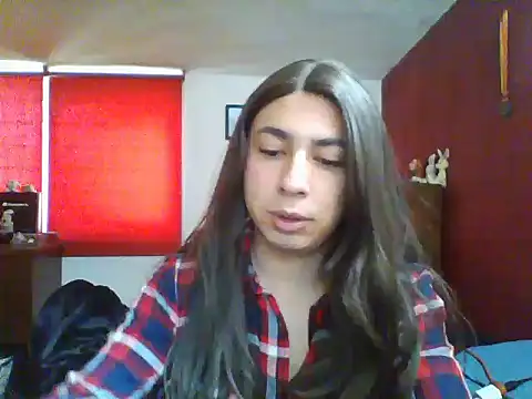 Snapshot of Yasmin_Paez99 chatting on 23, 10, 2025 Yasmin Paez99 online show from 23, 10, 2025