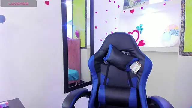 zoe connor19 online show from 28, 4, 2026