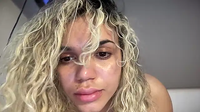 Snapshot of brithneysquirt chatting on 23, 5, 2026 brithneysquirt online show from 23, 5, 2026