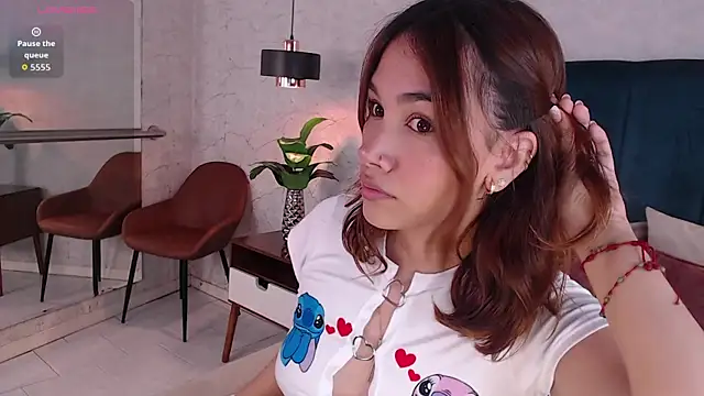 AdeleAndersonn online show from 20, 9, 2025