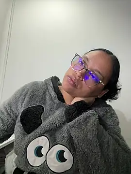 angela angels  online show from 9, 3, 2025