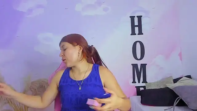 carolayrosse online show from 4, 2, 2025