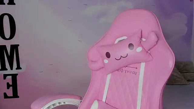 Snapshot of carolayrosse chatting on 1, 3, 2025 carolayrosse online show from 1, 3, 2025