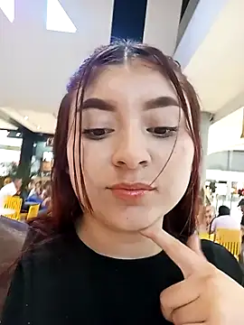 Snapshot of carolayrosse chatting on 16, 10, 2025 carolayrosse online show from 16, 10, 2025