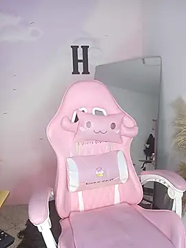 Snapshot of carolayrosse chatting on 26, 10, 2025 carolayrosse online show from 26, 10, 2025