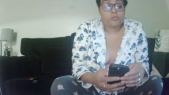 vanilla chocolate23 online show from 13, 10, 2025