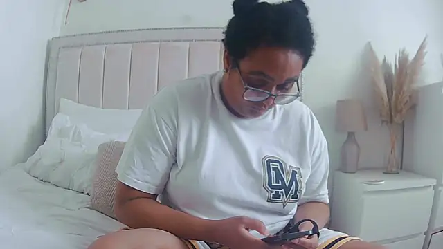 vanilla chocolate23 online show from 22, 10, 2025