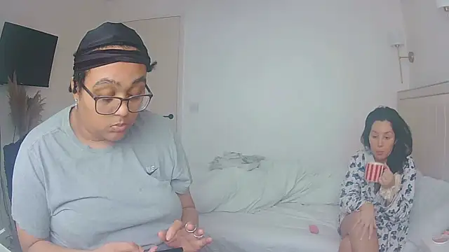 vanilla chocolate23 online show from 30, 3, 2026