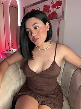 kenndall 21 online show from 6, 1, 2025