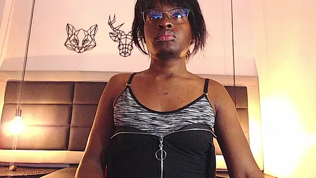 candy lovee69 online show from 1, 12, 2025