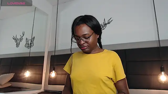 candy lovee69 online show from 4, 6, 2026