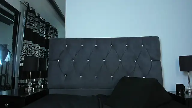 Angel Cuervo online show from 22, 4, 2026