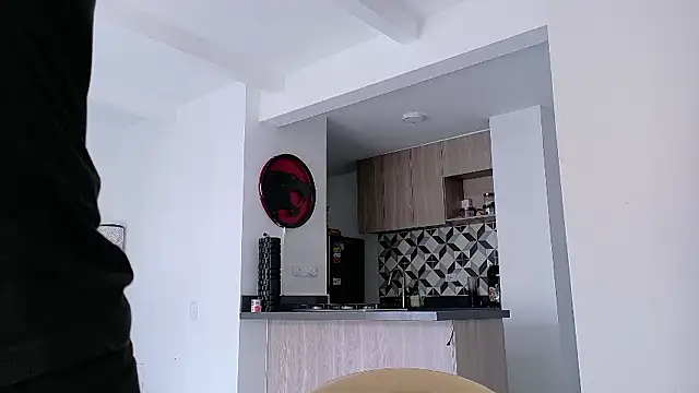 Snapshot of tony_muscle chatting on 14, 12, 2025 tony muscle online show from 14, 12, 2025