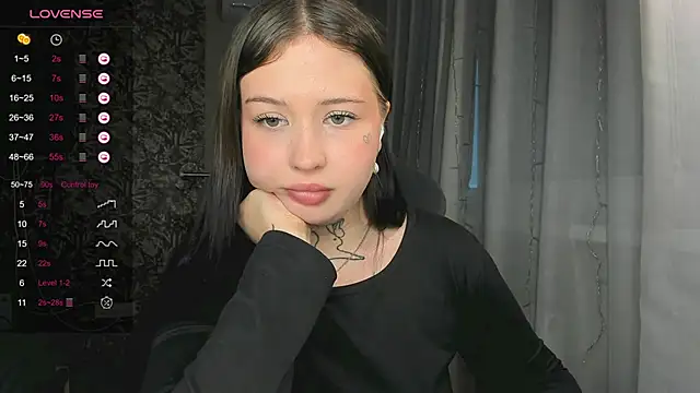 Snapshot of kate8ketee8 chatting on 22, 12, 2024 kate8ketee8 online show from 22, 12, 2024