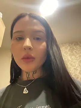 Snapshot of kate8ketee8 chatting on 19, 2, 2025 kate8ketee8 online show from 19, 2, 2025