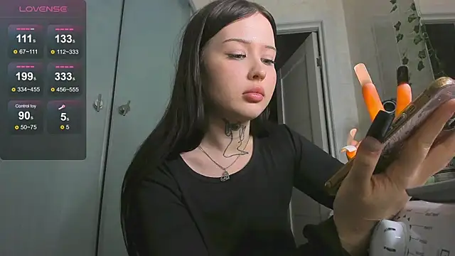 Snapshot of kate8ketee8 chatting on 21, 3, 2025 kate8ketee8 online show from 21, 3, 2025